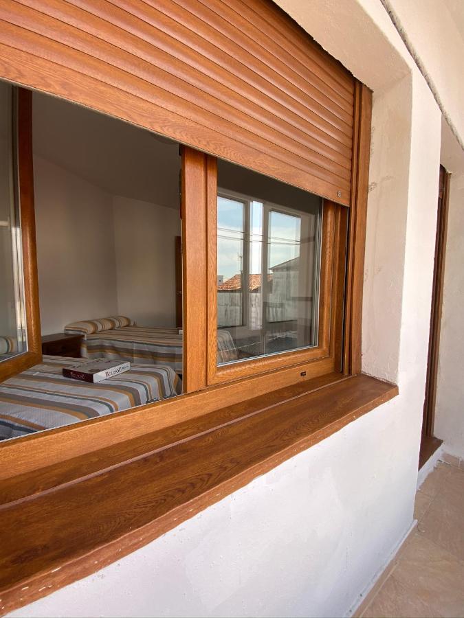 Amplio Apartamento En El Centro De O Grove Eksteriør bilde